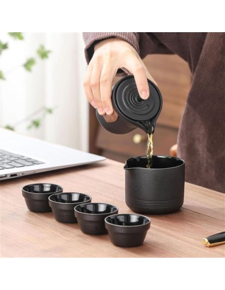 Ceramic Small Kungfu Teapot, Mini Portable Tea Set Porcelain Chinese Gongfu Tea Set Portable Teapot Set for Travel Home Outdoor and Office (Color : Black)