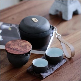 Tea Set Tea Set Teapot Tea Cup Japanese Ceramic Teapot with 2 Cups Gaiwan Tea Sets Portable Travel Tea Sets Drinkware Retro Teaware Gift for Friend Teapot