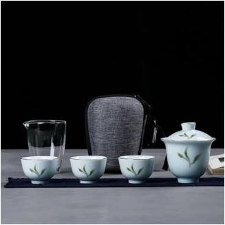 Tea Set Tea Set Teapot Tea Cup Outdoors Portable Travel Teapot Set with 3 Mini Cups 1 Gaiwan Japanese Tea Set Gaiwan Ceremony Set Household Wine SetTeapot